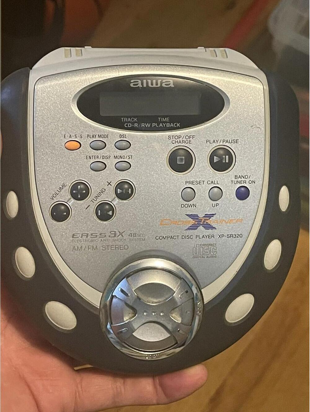 Aiwa Cross Trainer XP-SR320 CD Player/Radio AM/FM (not Working , No Power)